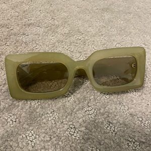 Reality Eyewear Twiggy sunglasses in green